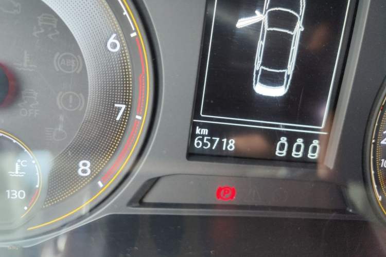 Used Volkswagen Lavida 2018 280TSI DSG Luxury Edition China V Standard Odometer Close Up