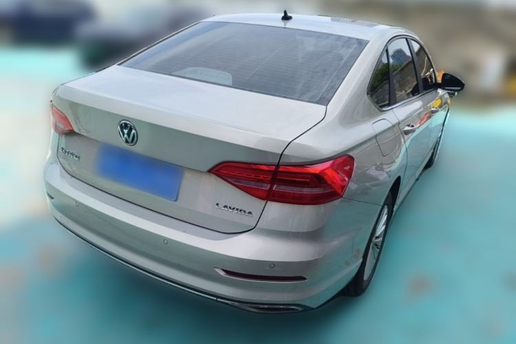 Used Volkswagen Lavida 2018 1.5L Automatic Comfort Edition China V Standard Rear Right 45 Deg