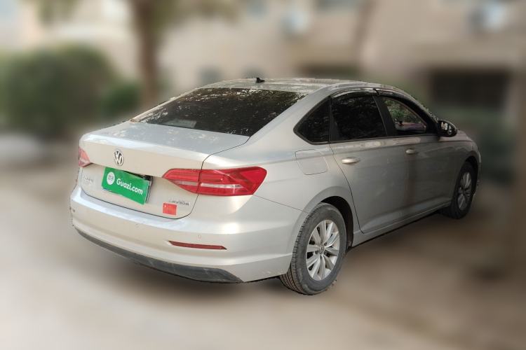 Used Volkswagen Lavida 2018 1.5L Manual Fashion Edition China V Standard Rear Right 45 Deg
