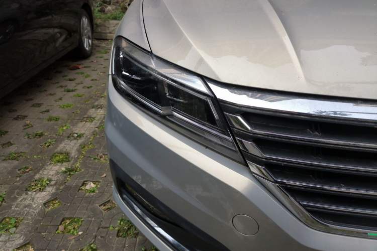 Used Volkswagen Lavida 2018 280TSI DSG Comfort Edition China V Standard Right Front Headlight