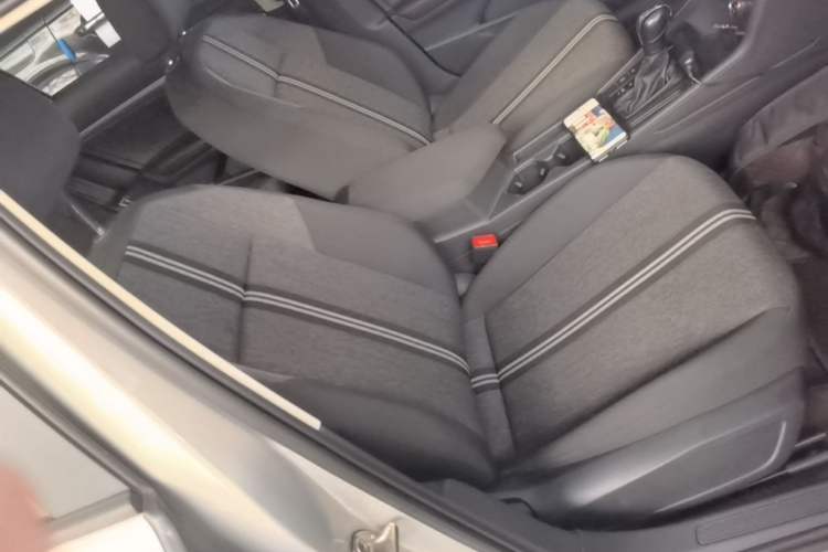 Used Volkswagen Lavida 2018 1.5L Automatic Fashion Edition China V Standard Right Front Seat