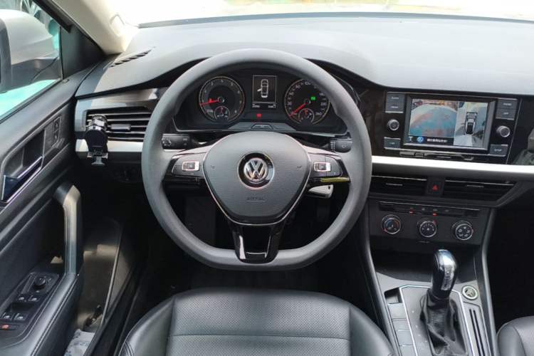 Used Volkswagen Lavida 2018 1.5L Automatic Comfort Edition China V Standard Steering Wheel