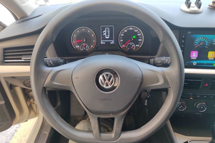 Used Volkswagen Lavida 2018 1.5L Automatic Fashion Edition China V Standard Steering Wheel