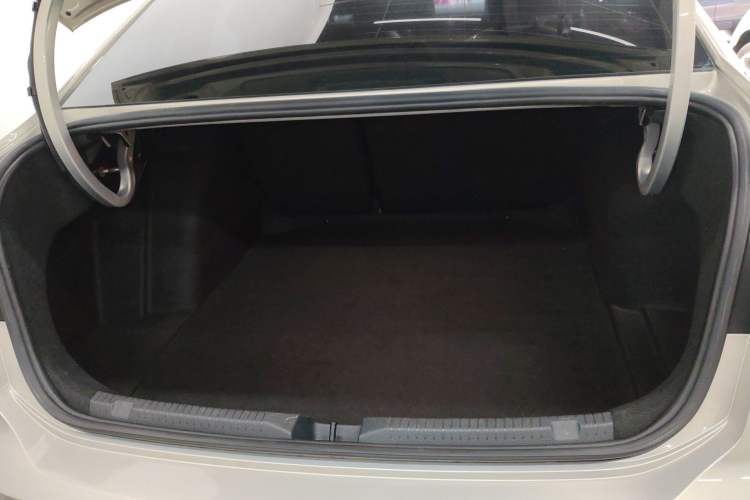 Used Volkswagen Lavida 2018 280TSI DSG Comfort Edition China V Standard Trunk