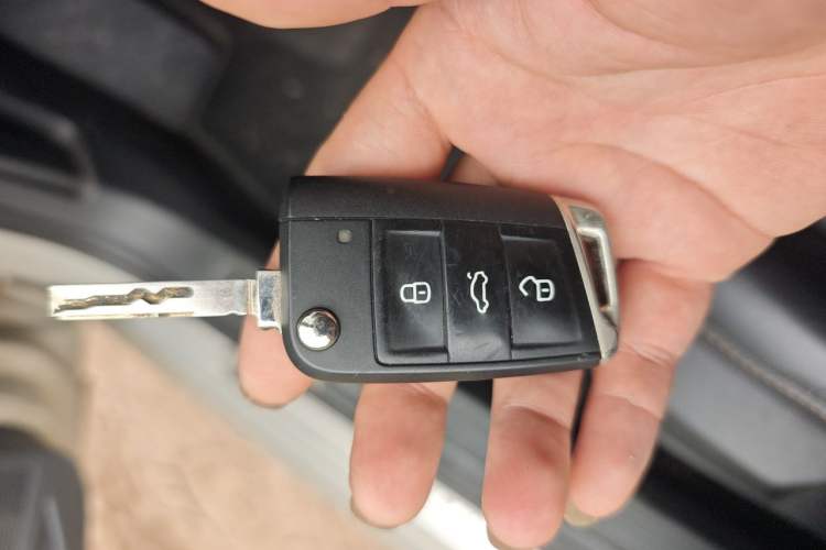 Used Volkswagen Lavida 2018 1.5L Automatic Comfort Edition China V Standard Vehicle Key