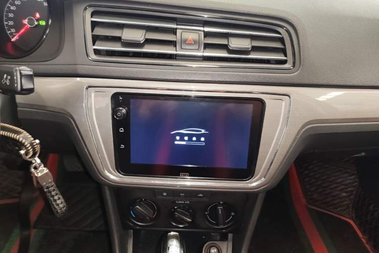 Used Volkswagen Lavida 2019 Lavida Start 1.5L Automatic Trendy Version China VI Standard Audio And AC Panel