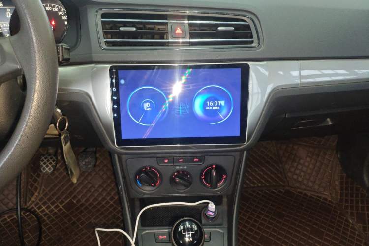 Used Volkswagen Lavida 2019 Lavida Start 1.5L Manual Fashion Edition China VI Standard Audio And AC Panel