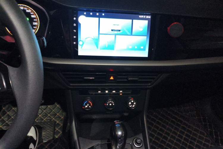 Used Volkswagen Lavida 2019 280TSI DSG Comfort Edition China VI standard Audio And AC Panel