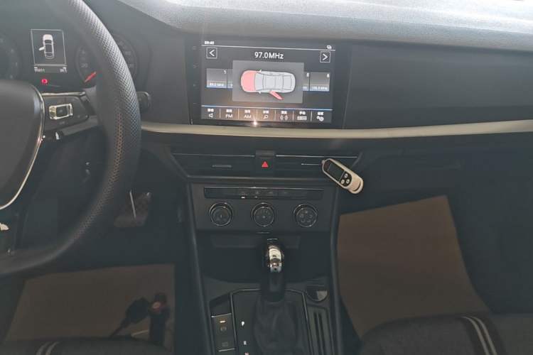 Used Volkswagen Lavida 2019 1.5L Automatic Comfort Edition China VI Standard Audio And AC Panel