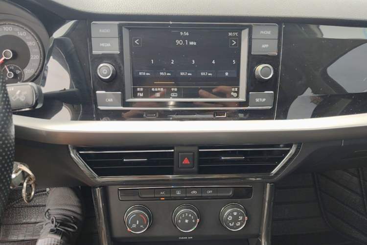 Used Volkswagen Lavida 2019 280TSI DSG Comfort Edition China VI standard Audio And AC Panel