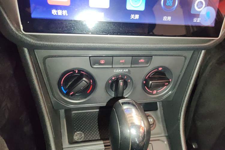 Used Volkswagen Lavida 2019 Lavida Start 1.5L Automatic Trendy Version China VI Standard Audio And AC Panel