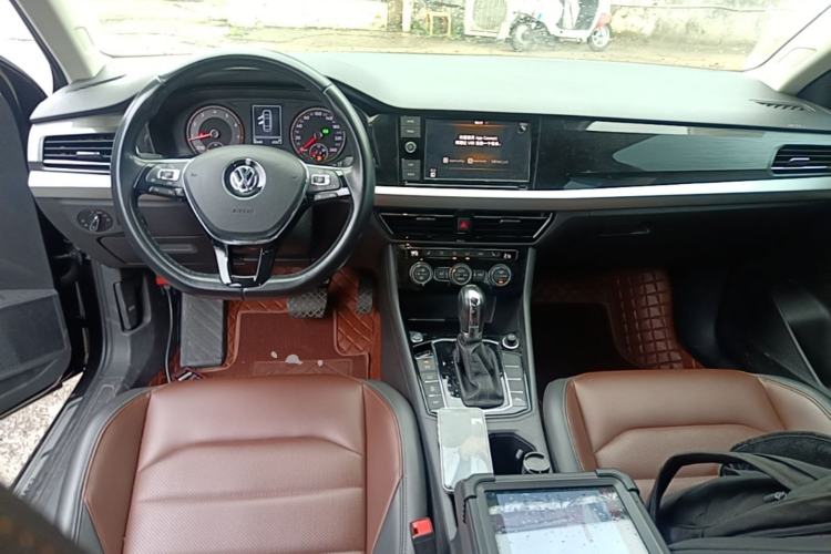Used Volkswagen Lavida 2019 280TSI DSG Luxury Edition China VI Standard Center Console