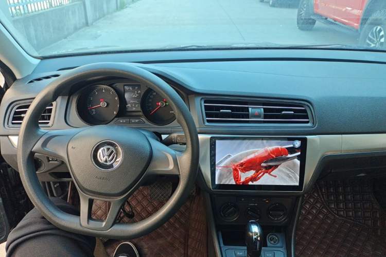 Used Volkswagen Lavida 2019 Lavida Start 1.5L Automatic Trendy Version China VI Standard Center Console