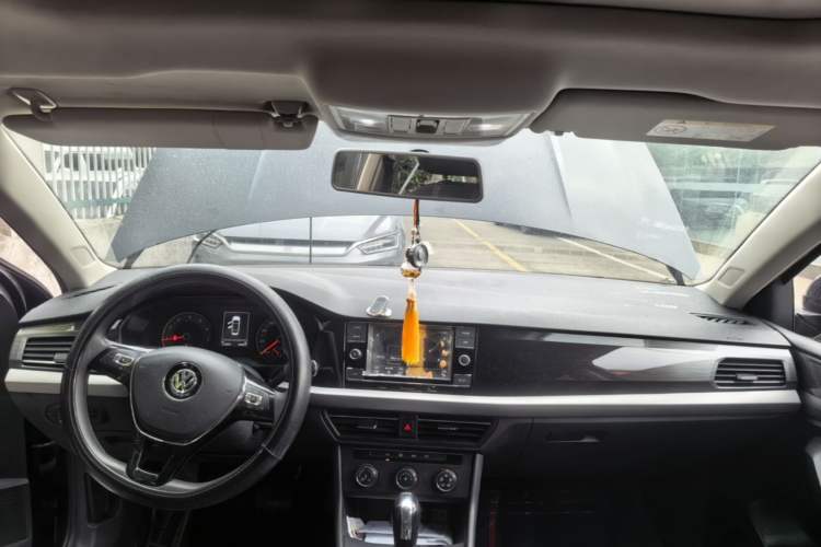 Used Volkswagen Lavida 2019 280TSI DSG Comfort Edition China VI standard Center Console
