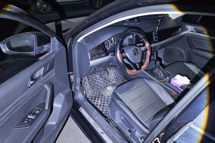 Used Volkswagen Lavida 2019 1.5L Automatic Comfort Edition China VI Standard Driver Seat