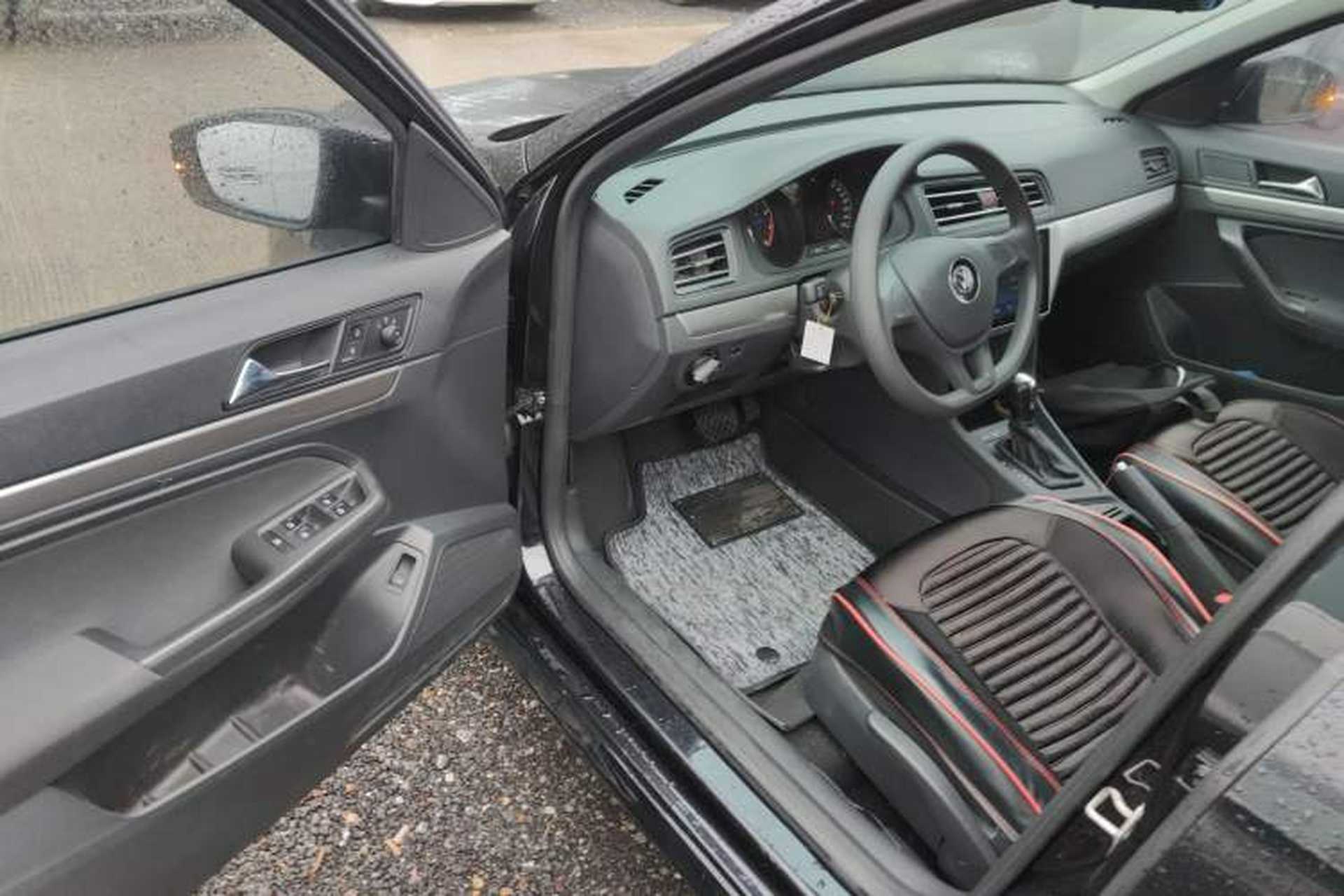 Used Volkswagen Lavida 2019 Lavida Start 1.5L Automatic Trendy Version China VI Standard Driver Seat
