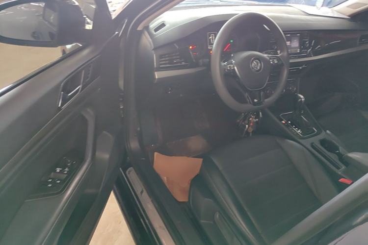 Used Volkswagen Lavida 2019 1.5L Automatic Comfort Edition China VI Standard Driver Seat