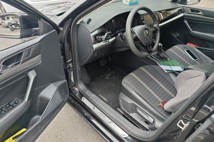 Used Volkswagen Lavida 2019 280TSI DSG Comfort Edition China VI standard Driver Seat