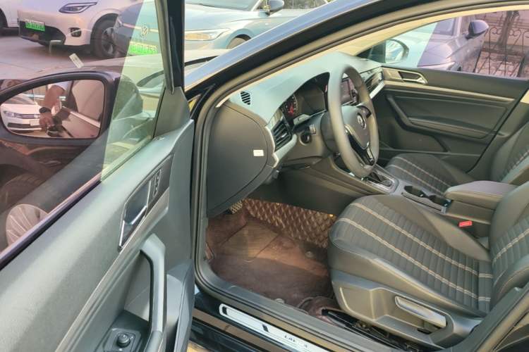 Used Volkswagen Lavida 2019 280TSI DSG Comfort Edition China VI standard Driver Seat