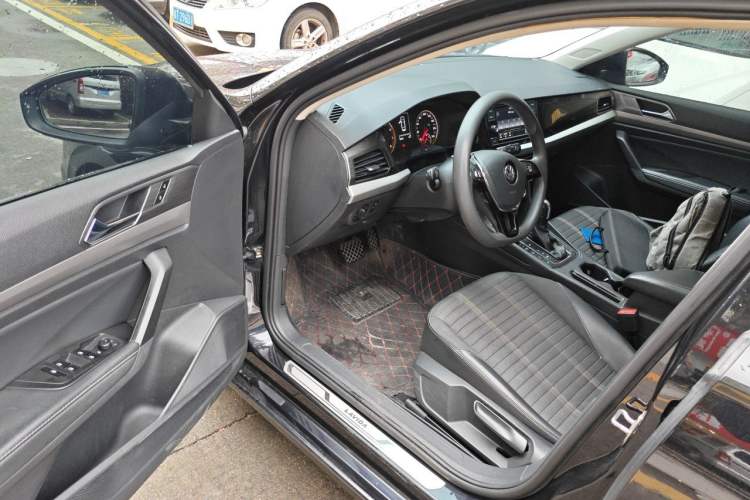 Used Volkswagen Lavida 2019 280TSI DSG Comfort Edition China VI standard Driver Seat