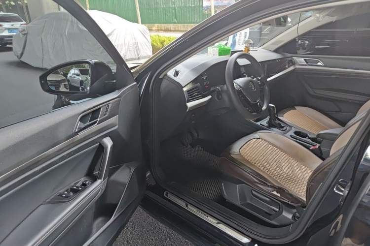 Used Volkswagen Lavida 2019 280TSI DSG Comfort Edition China VI standard Driver Seat