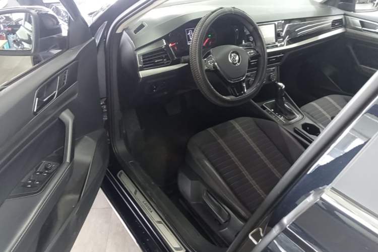 Used Volkswagen Lavida 2019 1.5L Automatic Vision Edition China VI Standard Driver Seat