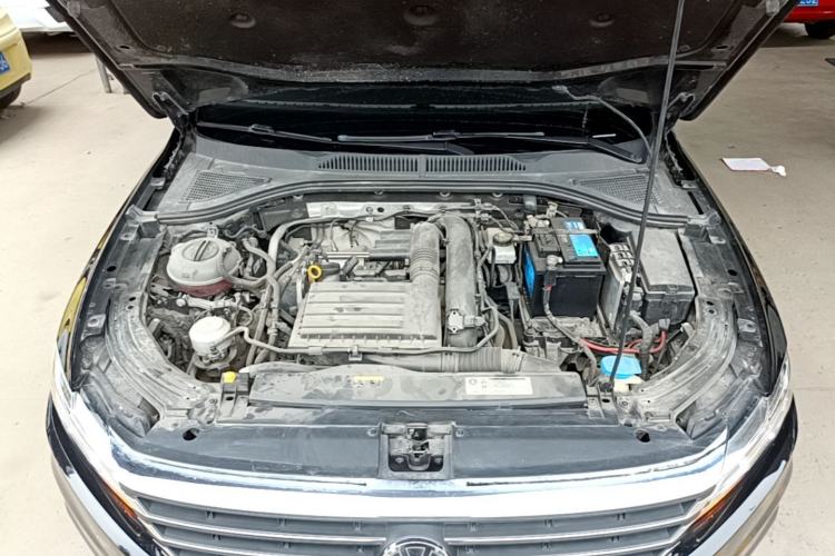 Used Volkswagen Lavida 2019 280TSI DSG Comfort Edition China VI standard Engine Bay