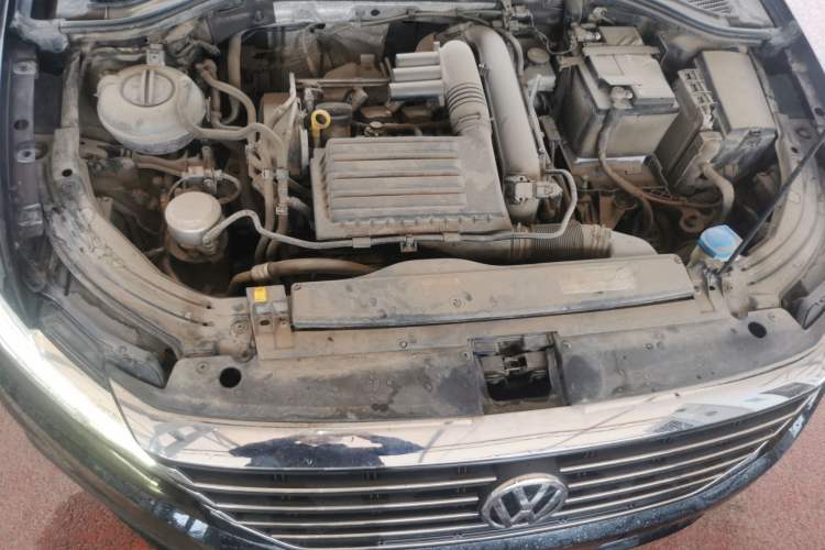 Used Volkswagen Lavida 2019 280TSI DSG Comfort Edition China VI standard Engine Bay