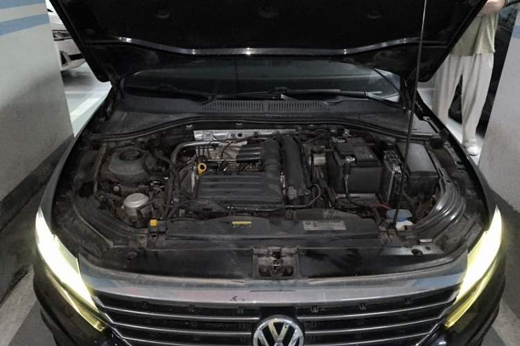 Used Volkswagen Lavida 2019 280TSI DSG Comfort Edition China VI standard Engine Bay
