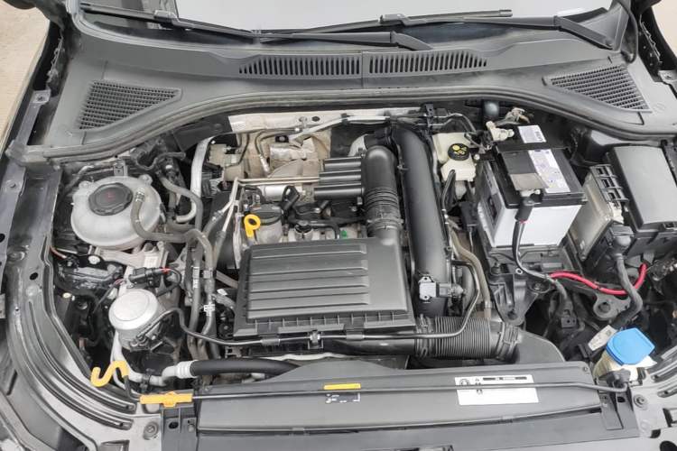 Used Volkswagen Lavida 2019 280TSI DSG Luxury Edition China VI Standard Engine Bay