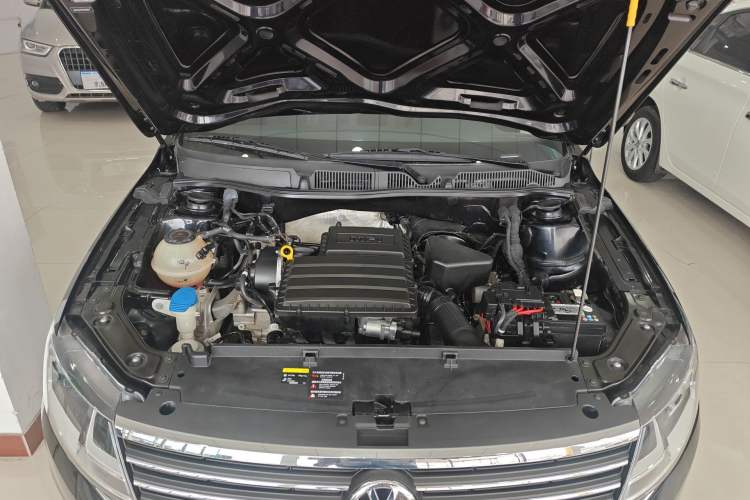 Used Volkswagen Lavida 2019 Lavida Start 1.5L Automatic Comfort Edition China VI Standard Engine Bay