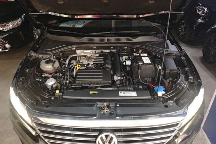 Used Volkswagen Lavida 2019 280TSI DSG Comfort Edition China VI standard Engine Bay