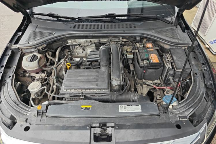Used Volkswagen Lavida 2019 280TSI DSG Comfort Edition China VI standard Engine Bay