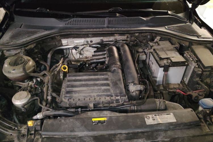 Used Volkswagen Lavida 2019 280TSI DSG Comfort Edition China VI standard Engine Bay