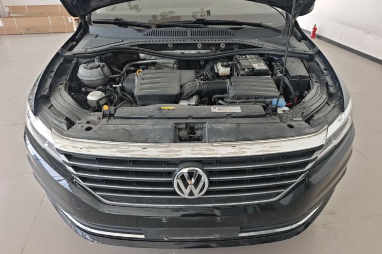 Used Volkswagen Lavida 2019 1.5L Automatic Comfort Edition China VI Standard Engine Bay