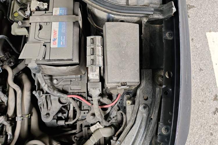 Used Volkswagen Lavida 2019 280TSI DSG Comfort Edition China VI standard Engine Bay Left