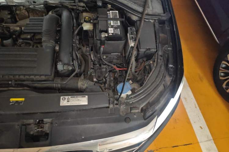 Used Volkswagen Lavida 2019 280TSI DSG Comfort Edition China VI standard Engine Bay Left