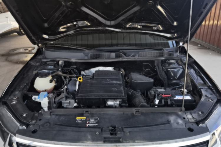 Used Volkswagen Lavida 2019 Lavida Start 1.5L Automatic Trendy Version China VI Standard Engine Bay