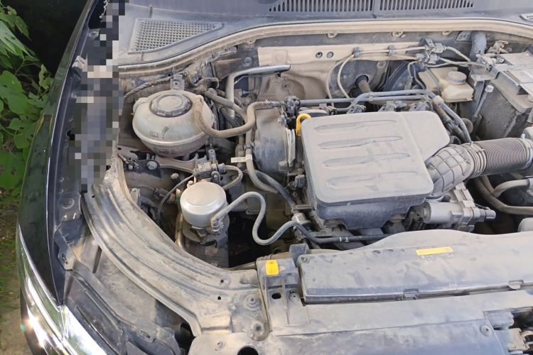 Used Volkswagen Lavida 2019 1.5L Automatic Vision Edition China VI Standard Engine Bay Right