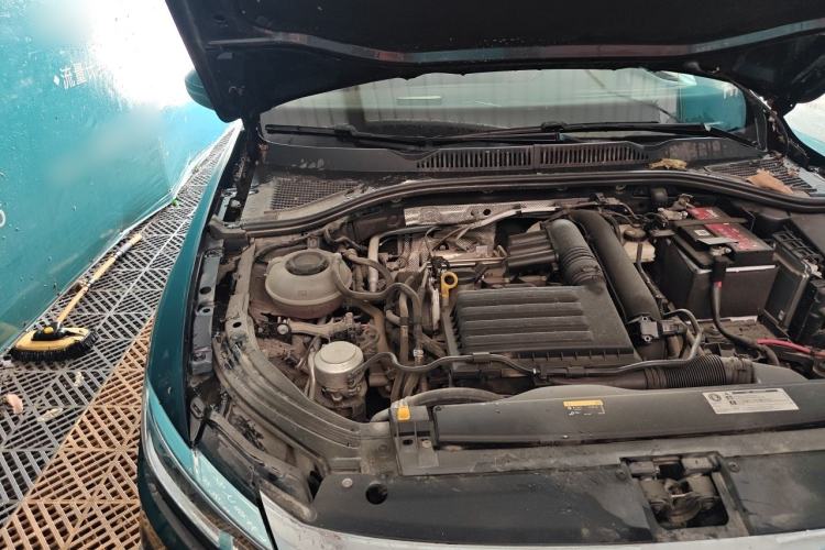 Used Volkswagen Lavida 2019 280TSI DSG Comfort Edition China VI standard Engine Bay Right