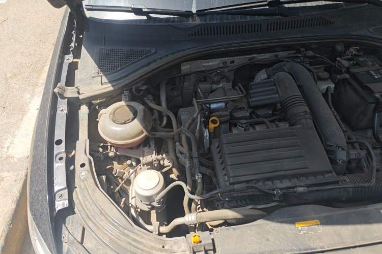 Used Volkswagen Lavida 2019 280TSI DSG Luxury Edition China VI Standard Engine Bay Right