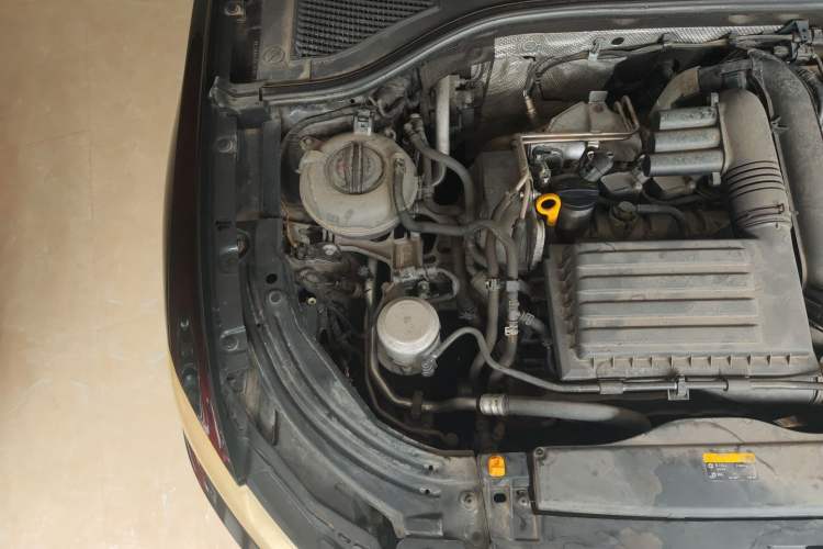 Used Volkswagen Lavida 2019 280TSI DSG Comfort Edition China VI standard Engine Bay Right