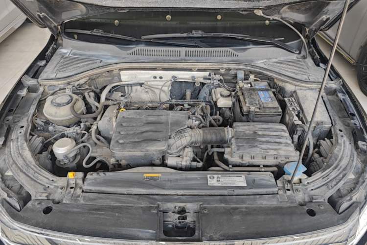 Used Volkswagen Lavida 2019 1.5L Automatic Comfort Edition China VI Standard Engine Bay