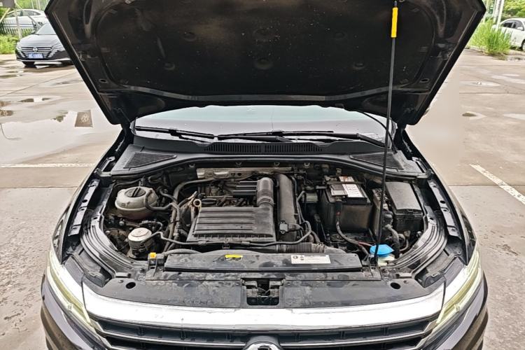 Used Volkswagen Lavida 2019 280TSI DSG Comfort Edition China VI standard Engine Bay