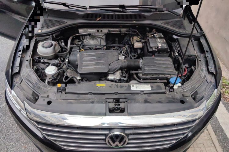 Used Volkswagen Lavida 2019 1.5L Automatic Comfort Edition China VI Standard Engine Bay