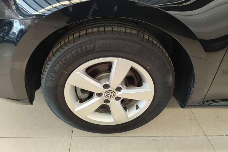 Used Volkswagen Lavida 2019 Lavida Start 1.5L Automatic Trendy Version China VI Standard Exterior 4