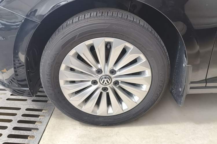 Used Volkswagen Lavida 2019 1.5L Automatic Vision Edition China VI Standard Exterior 4