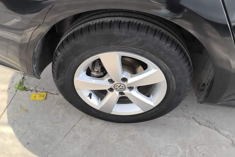 Used Volkswagen Lavida 2019 Lavida Start 1.5L Manual Fashion Edition China VI Standard Exterior 5