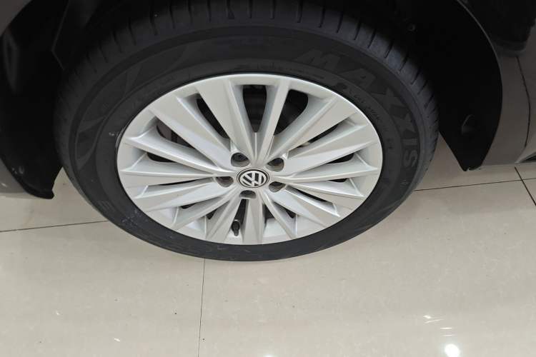 Used Volkswagen Lavida 2019 Lavida Start 1.5L Automatic Comfort Edition China VI Standard Exterior 5