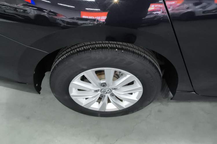 Used Volkswagen Lavida 2019 1.5L Automatic Fashion Edition China VI Exterior 5